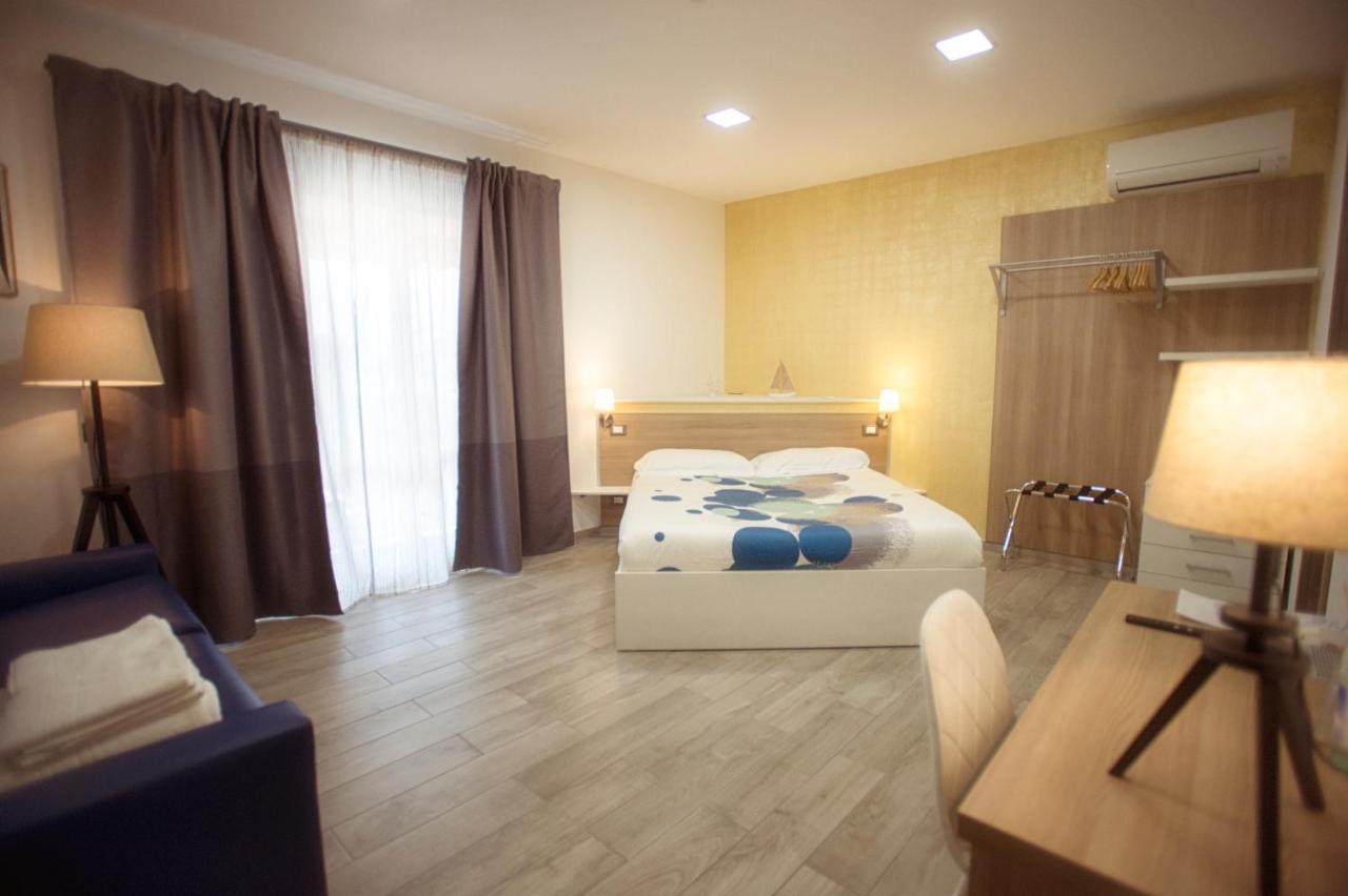 Marbianco B&B Marina Di Carrara Luaran gambar